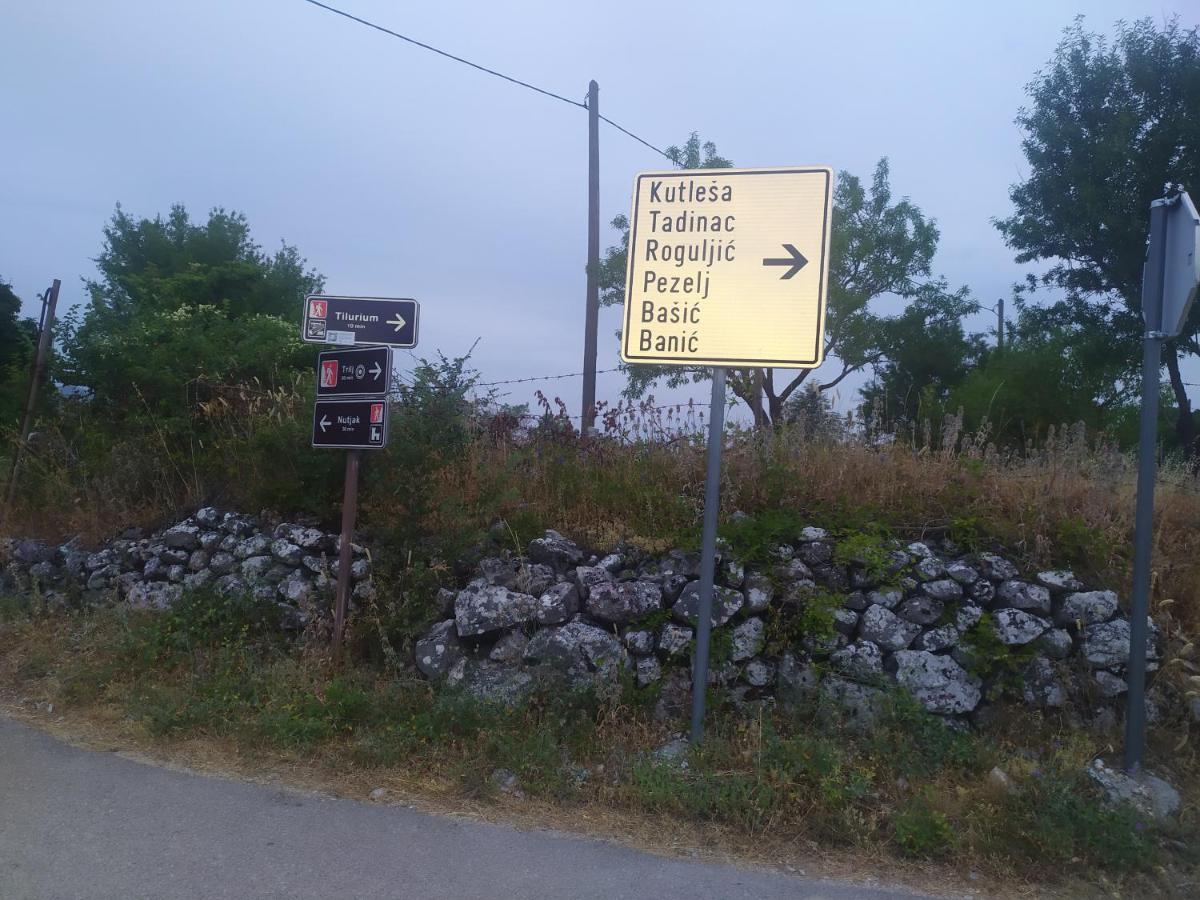 Casa Di Oliva-House With Heated Pool & Jacuzzi In Trilj, Croatia别墅 外观 照片