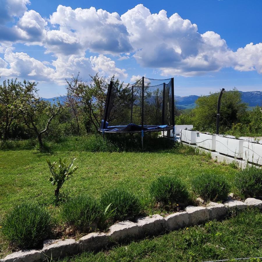 Casa Di Oliva-House With Heated Pool & Jacuzzi In Trilj, Croatia别墅 外观 照片