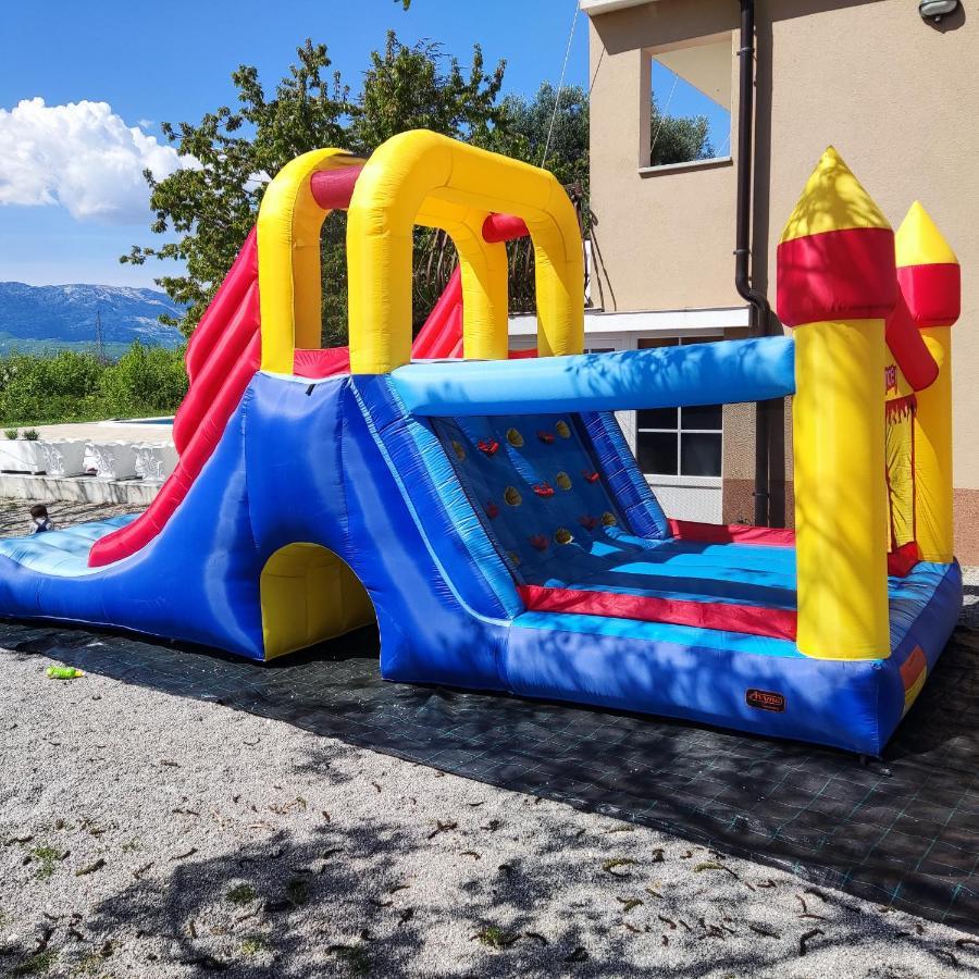 Casa Di Oliva-House With Heated Pool & Jacuzzi In Trilj, Croatia别墅 外观 照片