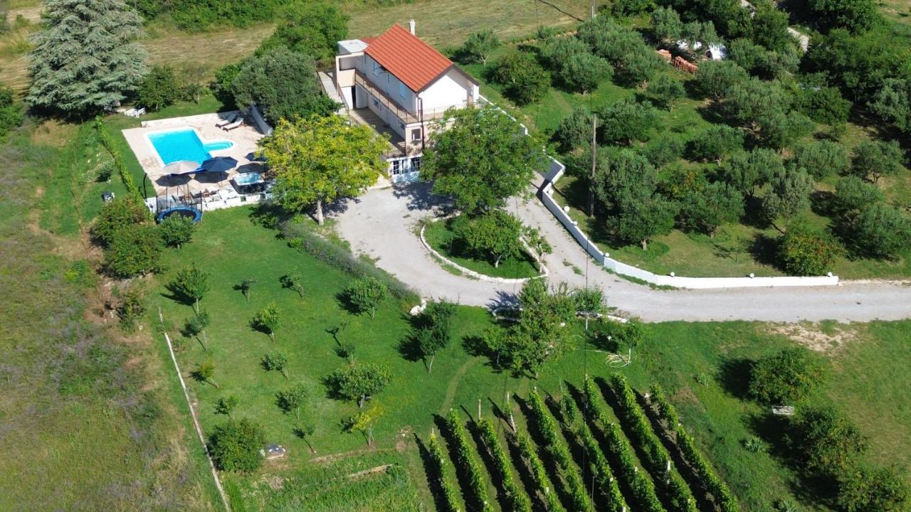 Casa Di Oliva-House With Heated Pool & Jacuzzi In Trilj, Croatia别墅 外观 照片